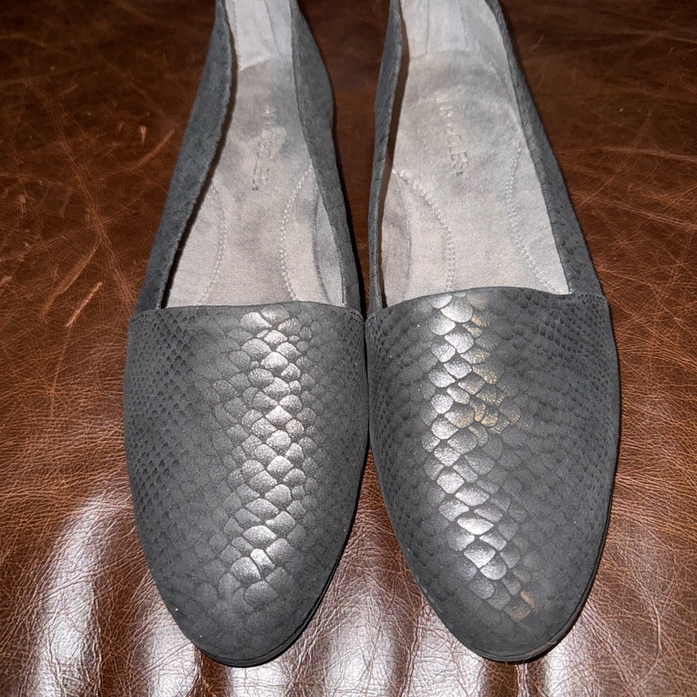 Aerosoles Black Textured Flats